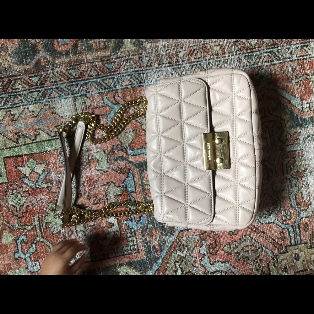 Soft leather Michael Kors purse blush